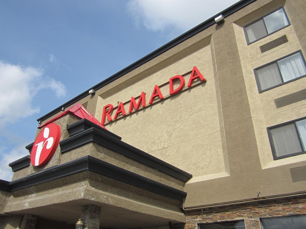 Ramada By Wyndham Williams Lake Eksteriør billede