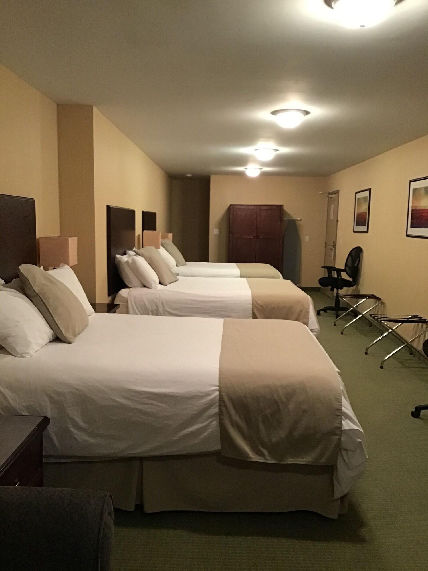 Ramada By Wyndham Williams Lake Eksteriør billede