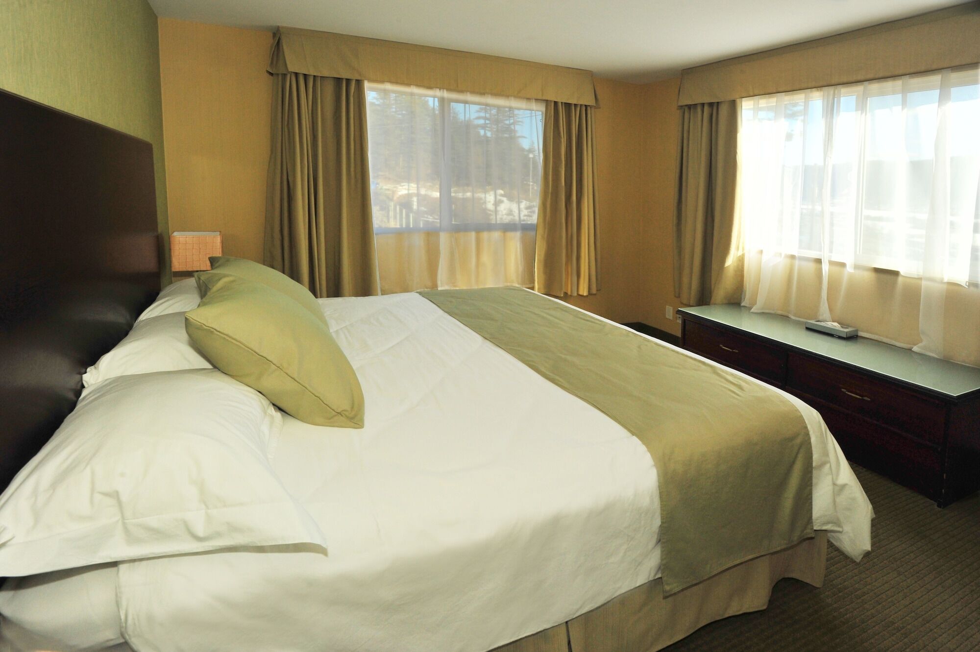 Ramada By Wyndham Williams Lake Eksteriør billede